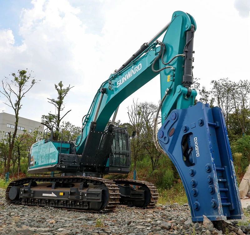 再升级！yp街机智能“矿山猛士”极限破碎现场直击