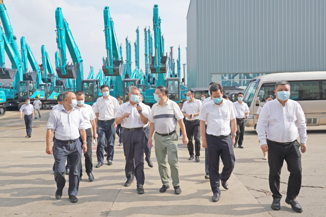 湖南省委常委、省委秘书长张剑飞一行调研yp街机智能