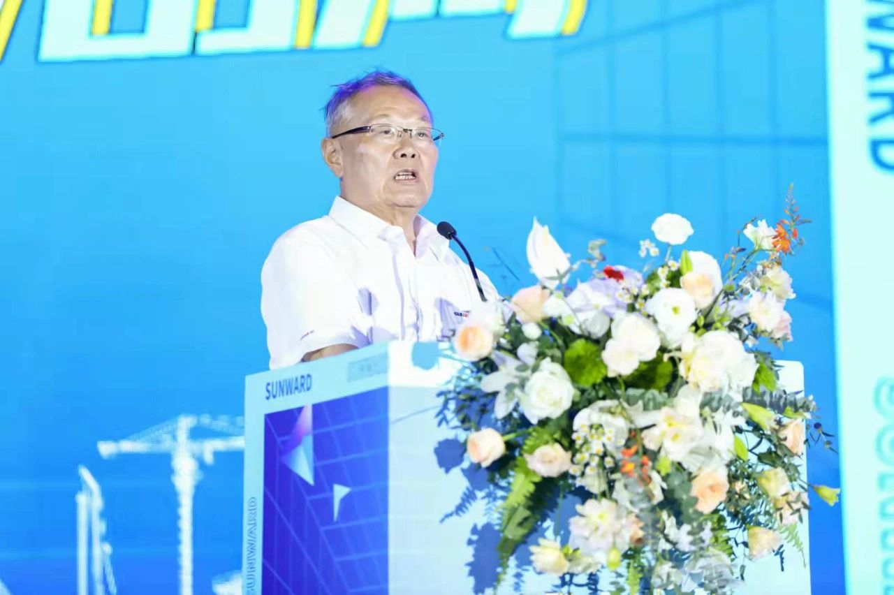 四大成套装备携手登。。。。。。p街机智能立异效果展示会交出“亮眼答卷”