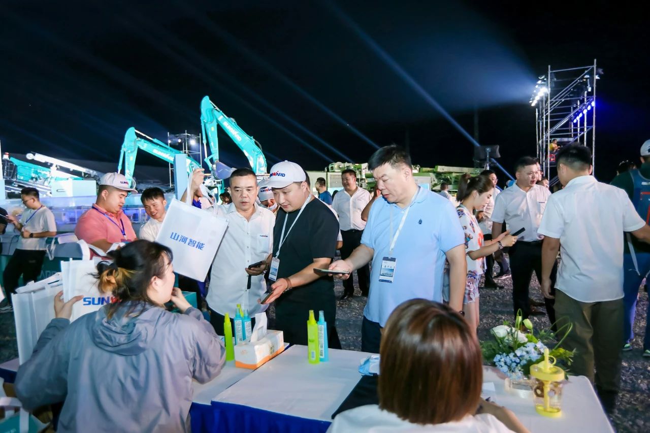 逛展超热闹！yp街机智能效果展示会高能名时势来袭