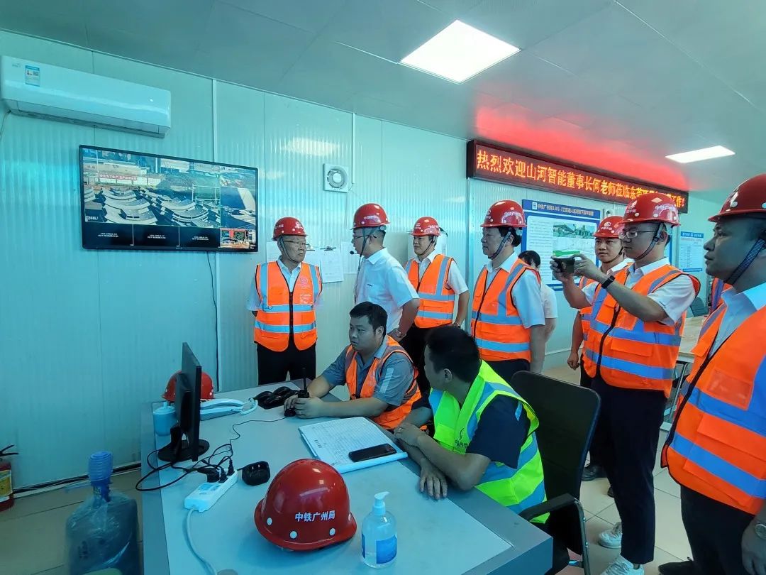 何清华调研中铁yp街机东莞项目：施展“装备+工法+施工”优势，，，，一直做大做强