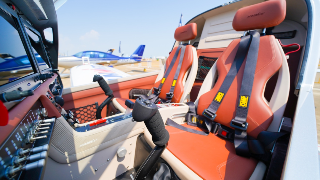 新机、航行演出…2021中国航展yp街机航空秀给你看