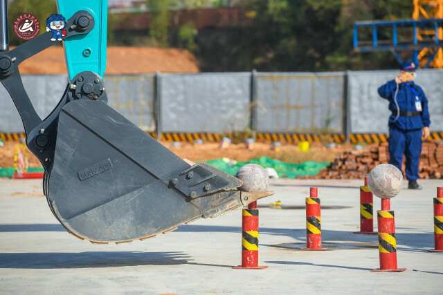 救援大比拼！yp街机智能应抢救援队出战湖南省第三届应抢救援手艺竞赛