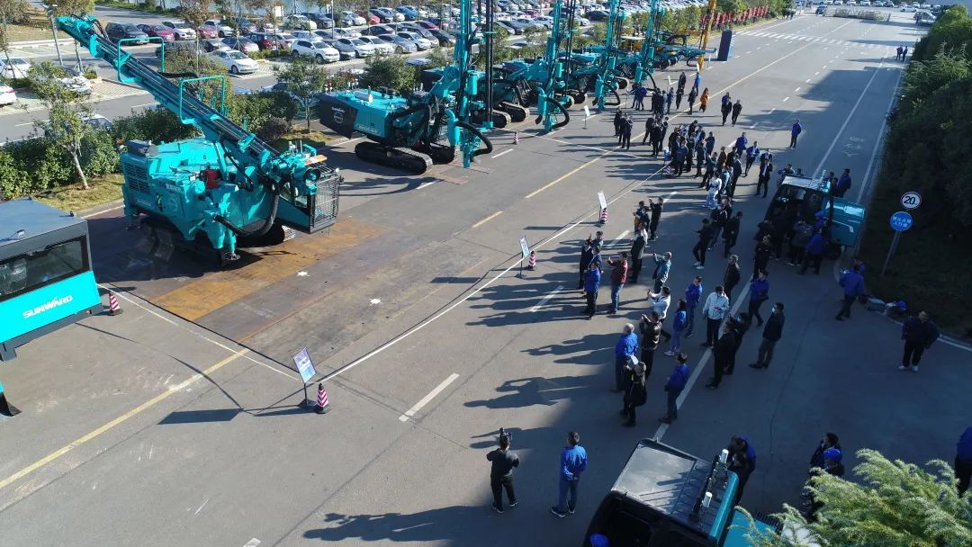 全球首创5G+智能钻机重磅宣布，，，yp街机智能倾力打造绿色智慧矿山成套装备