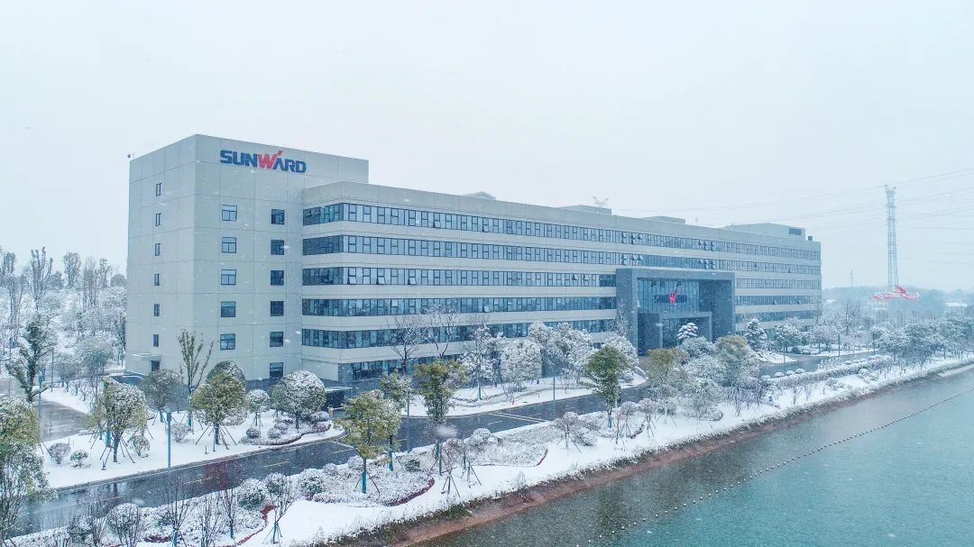 瑞雪兆有年，，，，，，，，邀您共赏雪中yp街机！