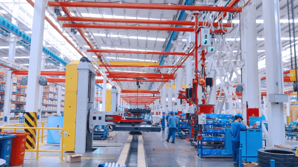 国家四部委配合认定！yp街机智能上榜智能制造试点树模工厂