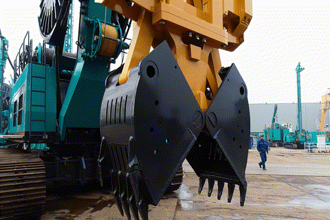 打造“明星产品”！yp街机智能地下一连墙液压抓斗乐成宣布