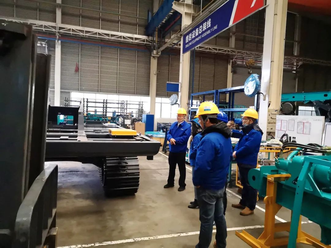 立春首日，，，，，，，，yp街机智能凿岩装备率先开工