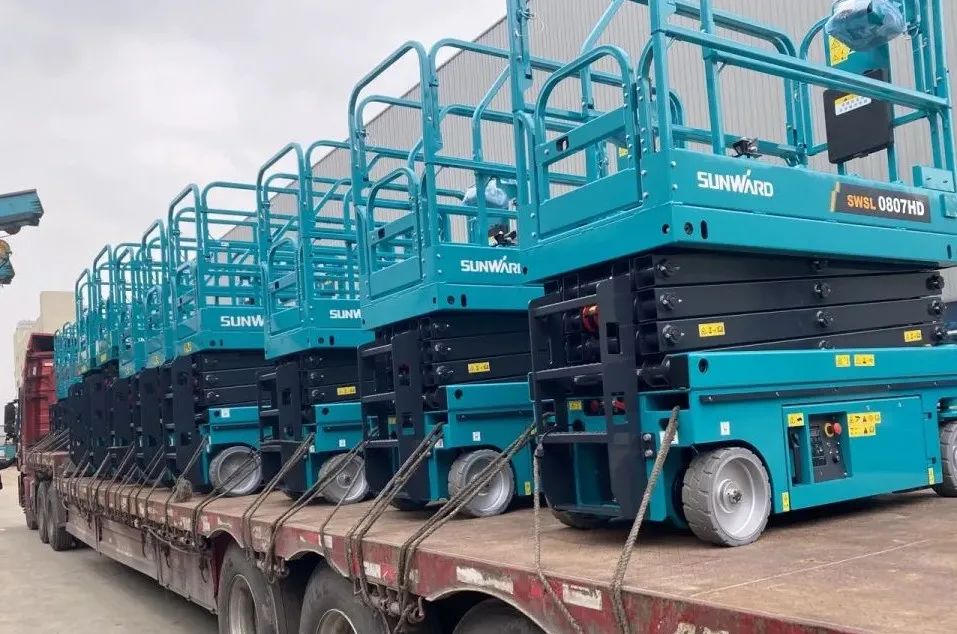 创下单日最高发货量纪录！yp街机高机装备集中发货