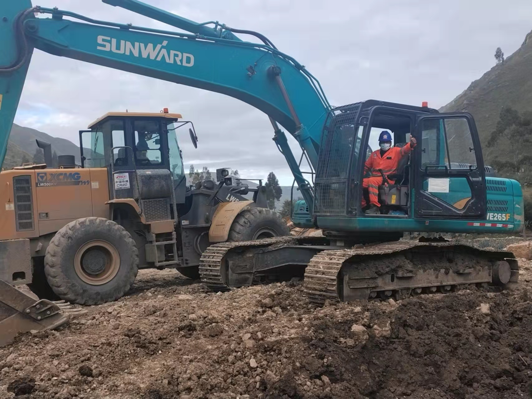 挑战天下第二高山脉！yp街机智能装备助力秘鲁安第斯国家公路项目建设