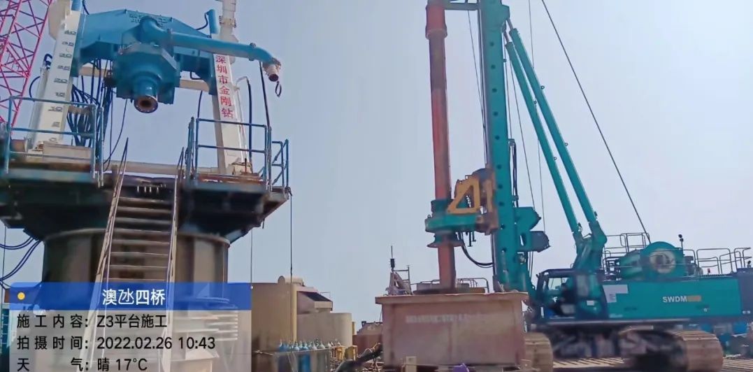 乘风破浪的旋挖钻机！yp街机智能助建澳氹第四跨海大桥