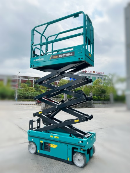 与“锂”相约，，，，助力“双碳”！yp街机智能全系列锂电剪叉式高空作业平台周全进军市场