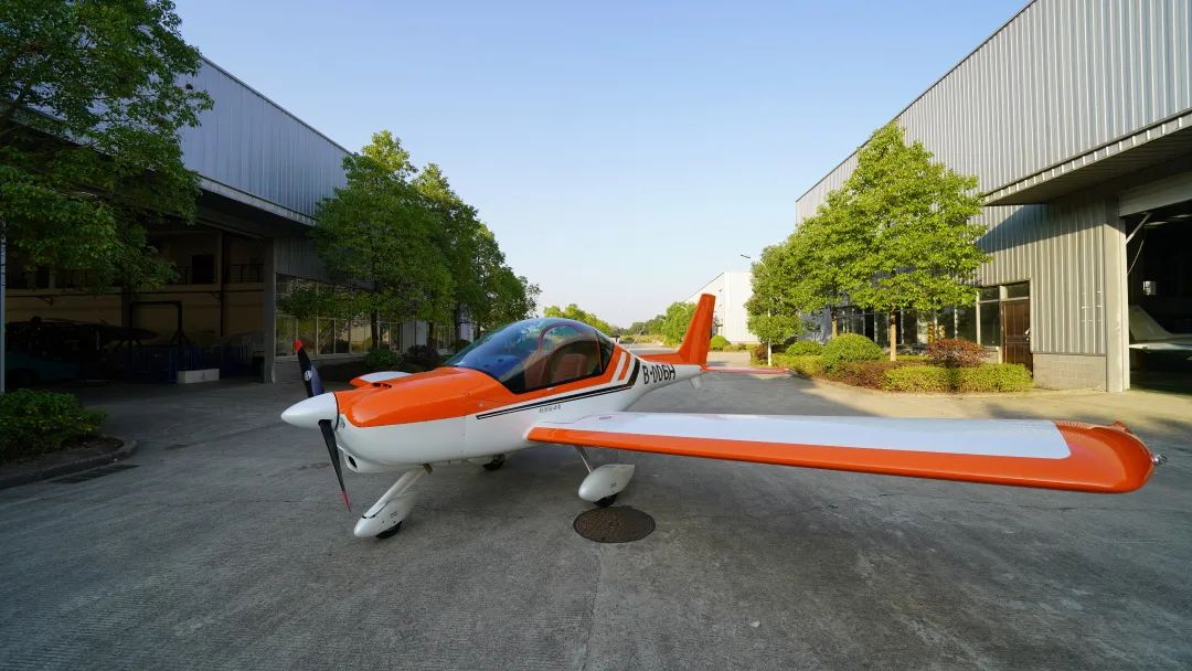 图集 | 阿若拉穿“鲨”衣，，，，，，尚有更多套装为天空添彩！