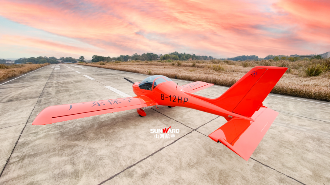 图集 | 阿若拉穿“鲨”衣，，，，，，尚有更多套装为天空添彩！