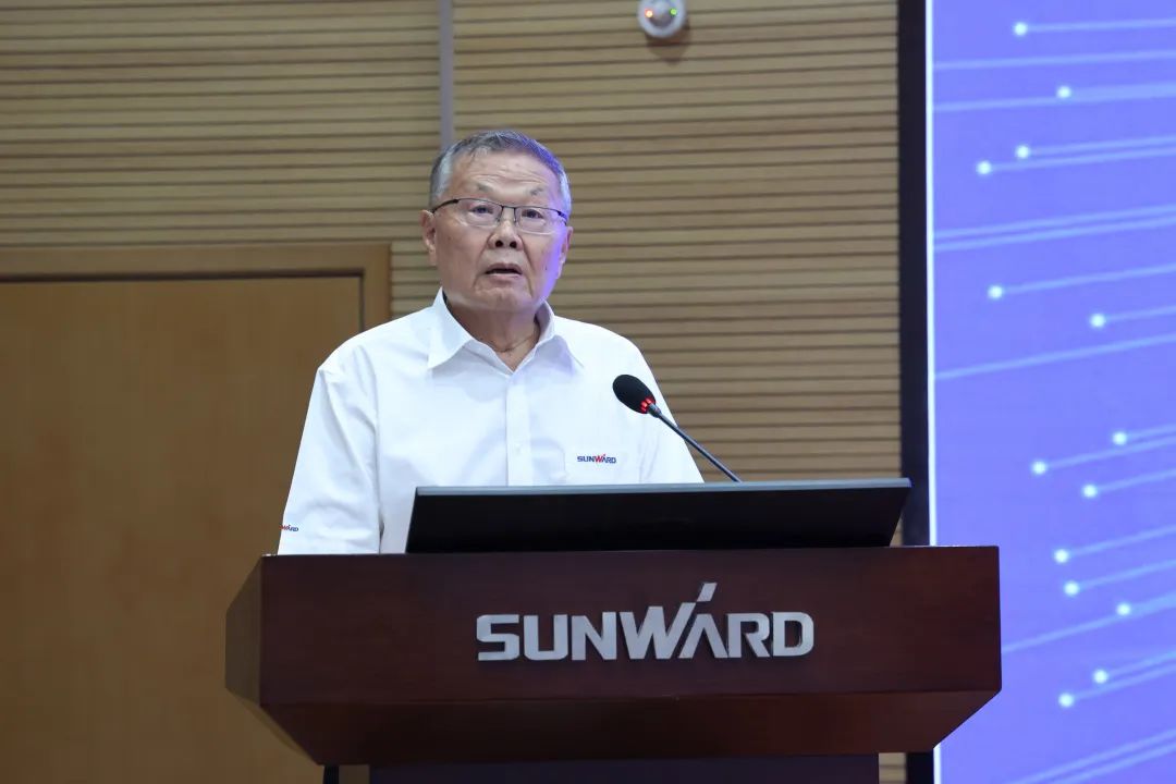 立异引领，，，，智造未来！“2022院士专家长沙行”高端装备高质量生长钻研会盛大举行