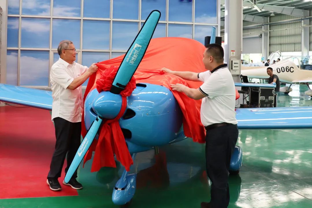 23个月交付100架！yp街机航空第 199、200 架阿若拉飞机顺遂下线交付