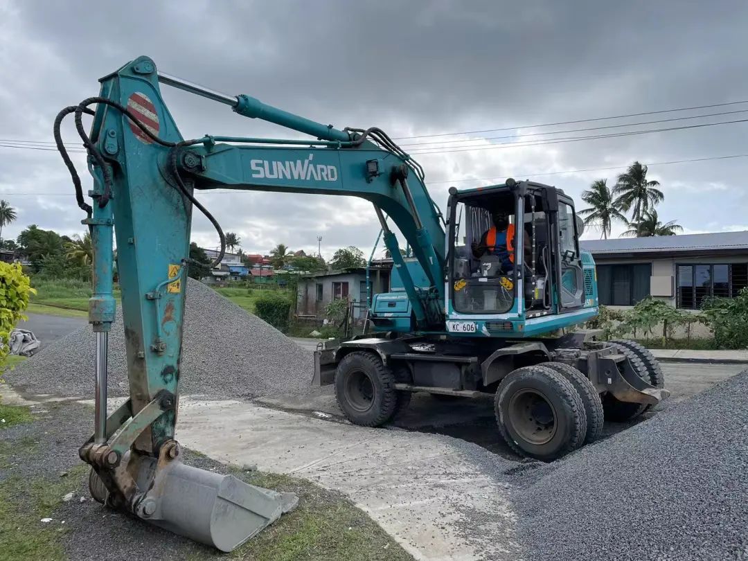 “yp街机绿”迈向南太平洋岛，，，，，，，yp街机智能轮挖助力斐济基础设施建设