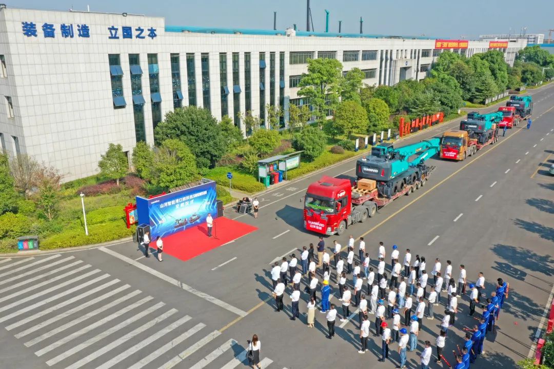 携手山东汇诚助力我国口岸建设！yp街机智能口岸抓料机乐成批量交付