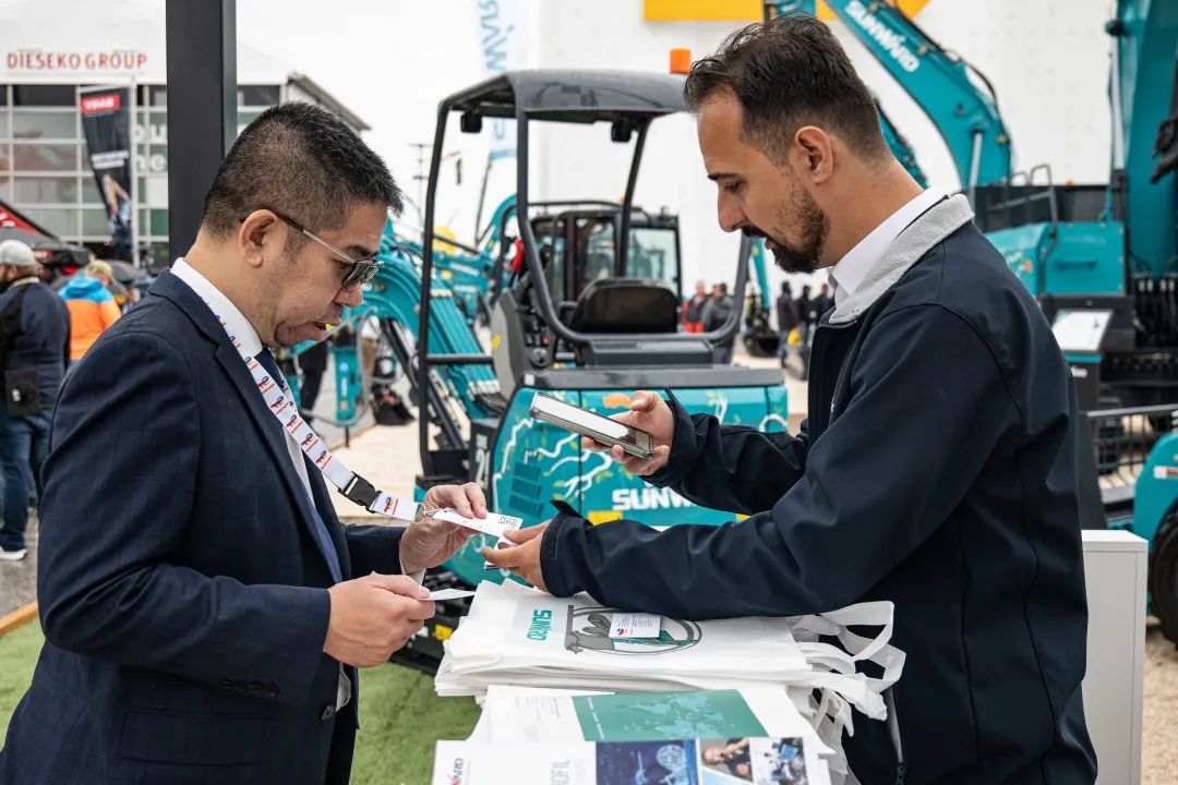 Bauma 2022 | 首次亮相，，，yp街机智能高空机械受热捧