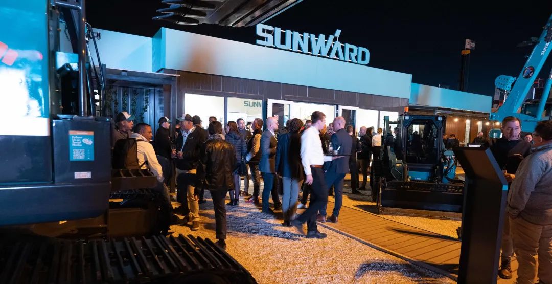 Bauma 2022 | 一组火热现场图带您重温yp街机智能德国宝马展之旅