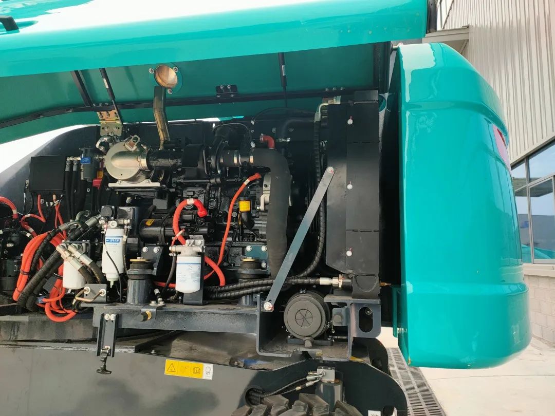 无需扩桥！yp街机智能国四款32米直臂式高空作业平台乐成下线