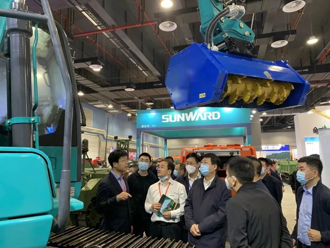 “新兵”报到！yp街机智能应抢救援装备实力亮相第五届天下森林消防装备展