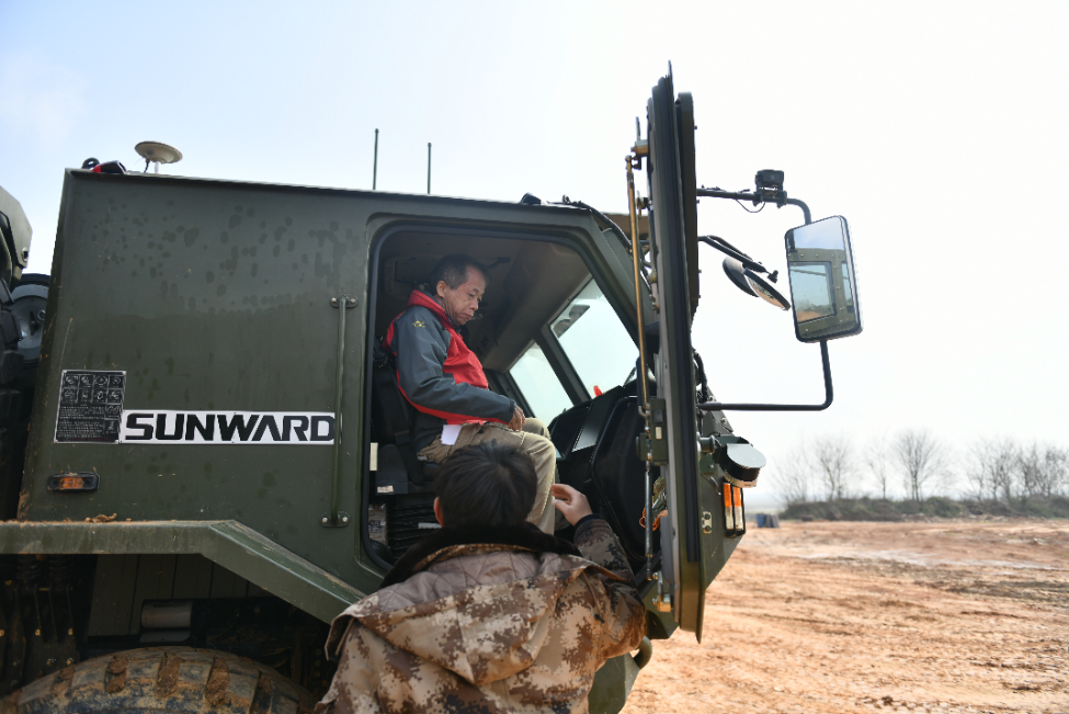 “十三五”国家重点研发妄想课题装备顺遂通过验收！yp街机智能为应抢救援再添硬核实力