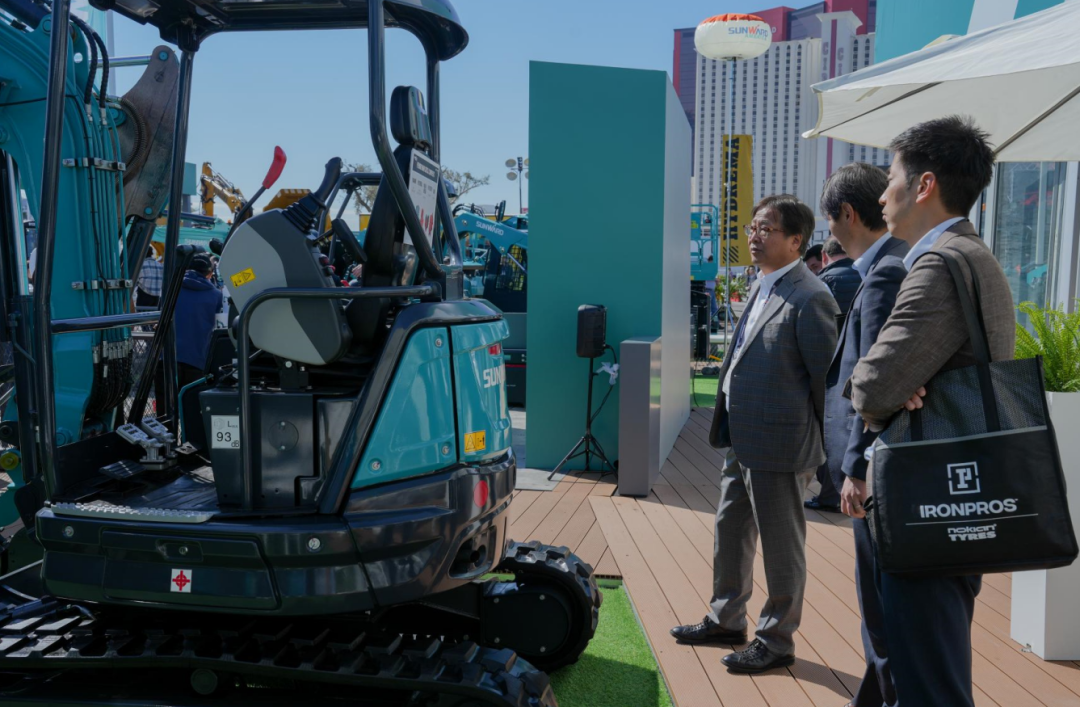 拉展直播 | 推动“中国制造”走向天下！yp街机智能2023美国拉展圆满收官