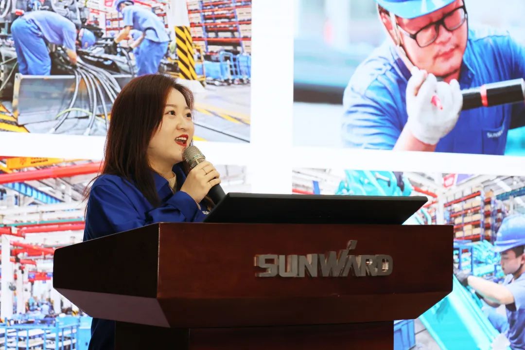 2023年“雷锋传人?长沙模范”巡讲走进yp街机智能