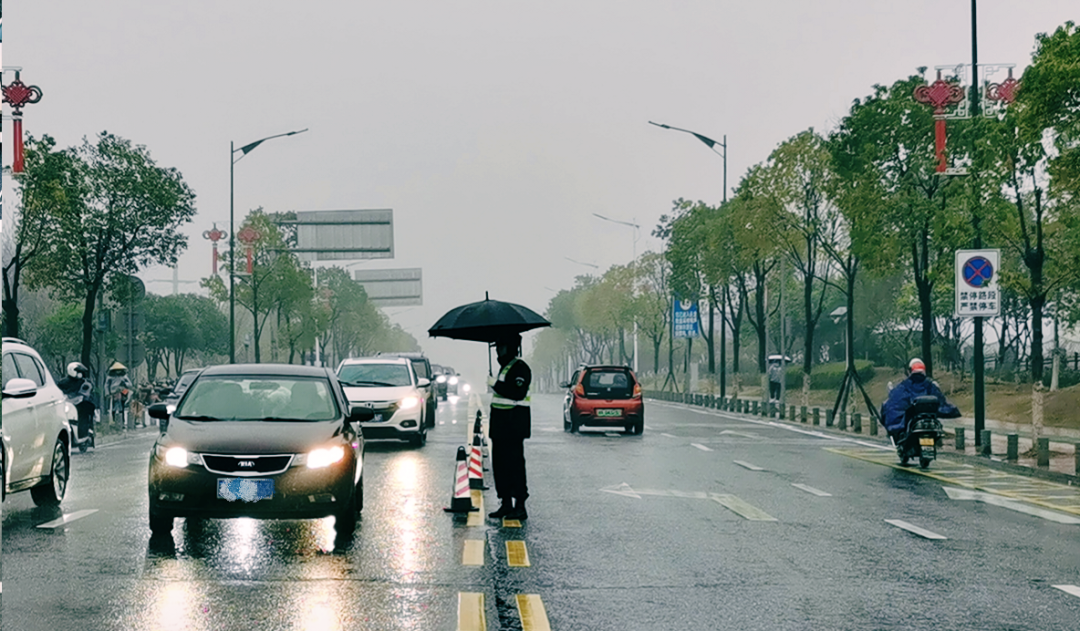 劳动庆幸，，，，，创立伟大！纪录那些通俗且伟大的劳动瞬间