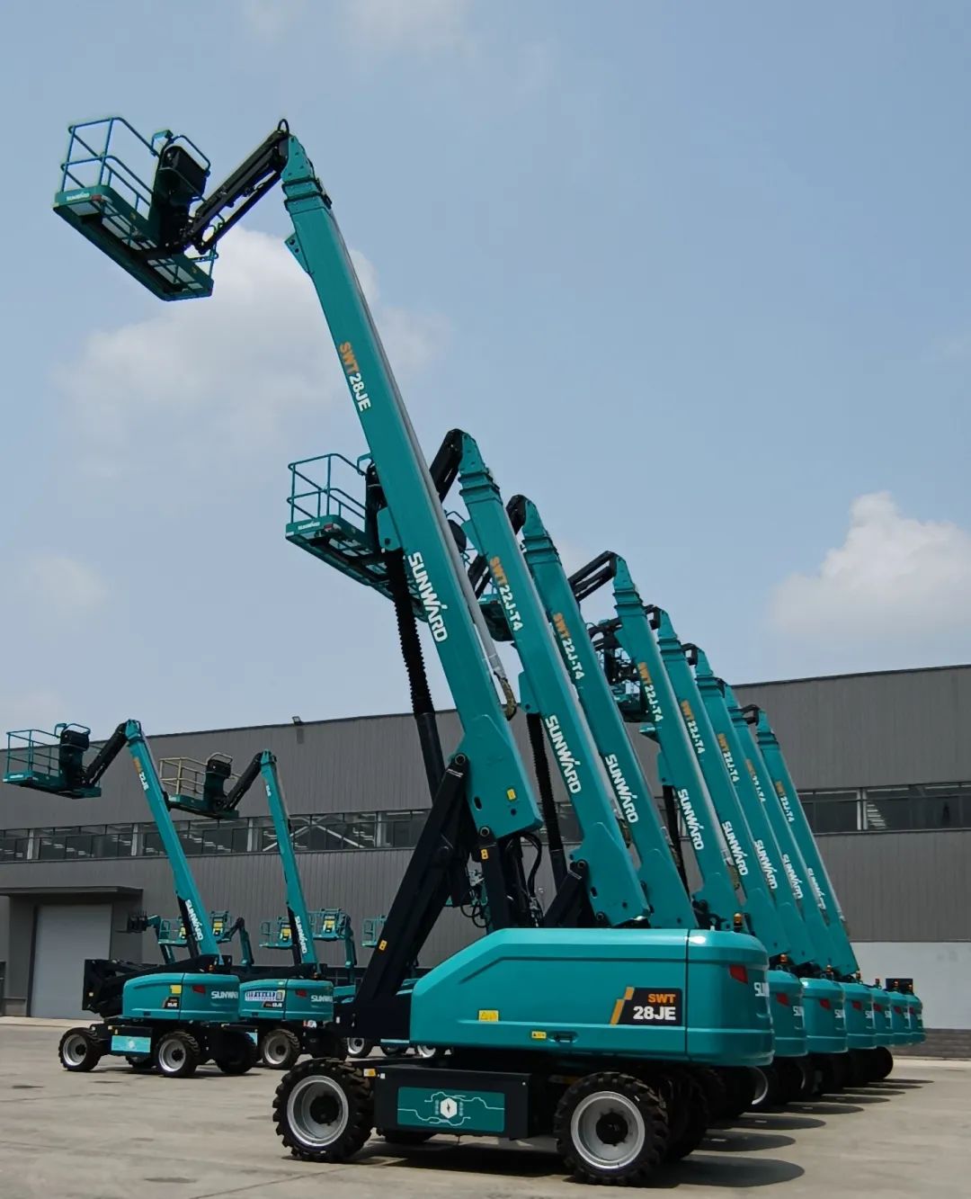 新能源家族再添“新丁”！yp街机智能三款电动臂式高空作业平台齐下线