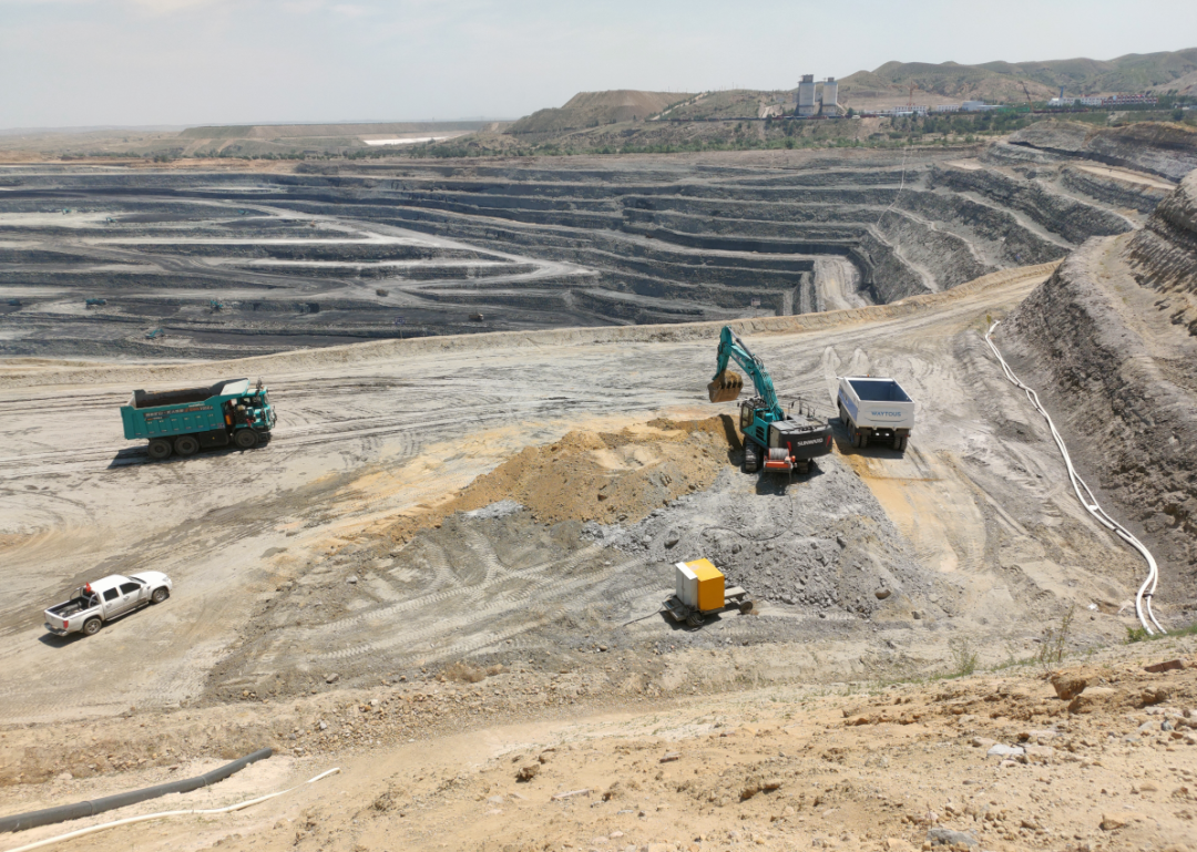 加码绿色矿山！“yp街机绿”亮相鄂尔多斯市煤矿三化融合现场推进会