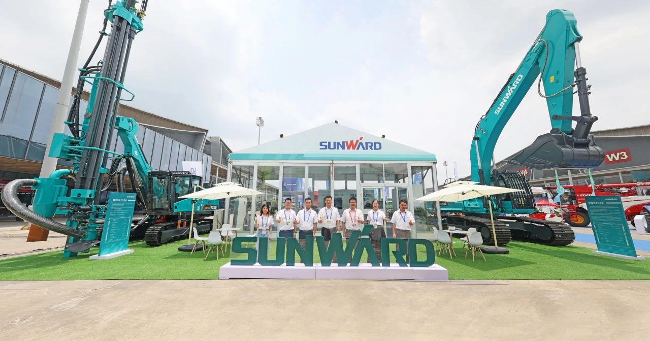 中非经贸展览会圆满落幕，，，，，，，yp街机智能续写对非相助新篇