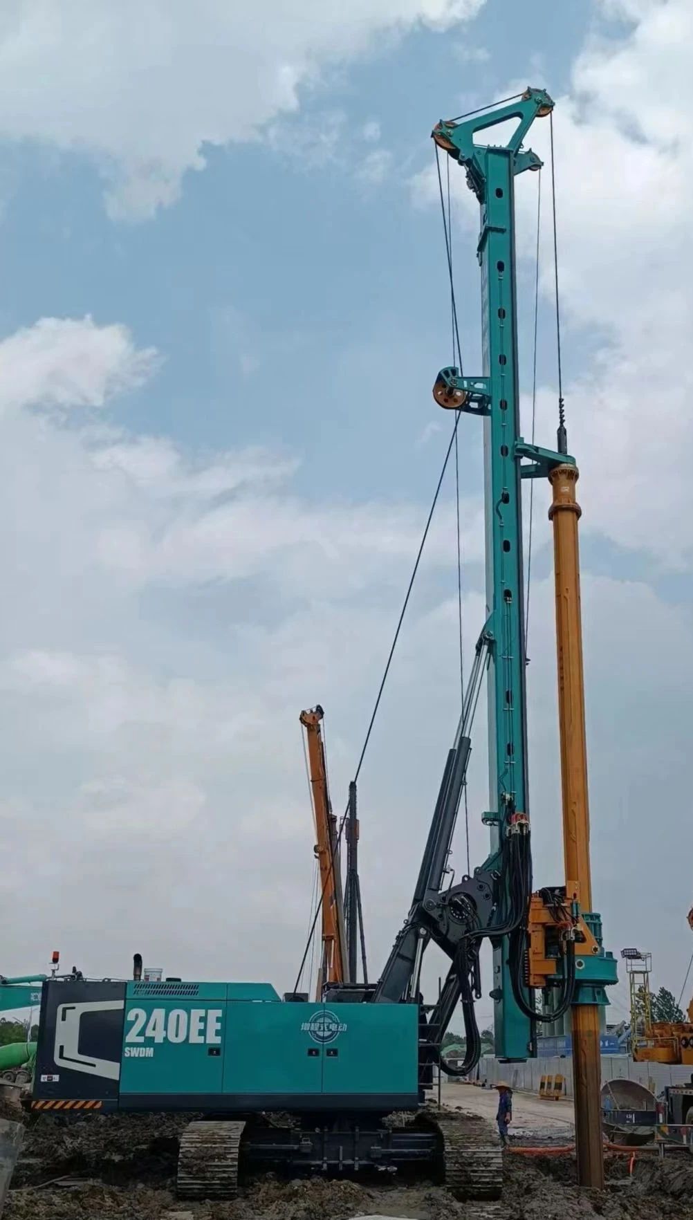 出道即巅峰！yp街机智能增程式电动旋挖钻机硬核给“利”