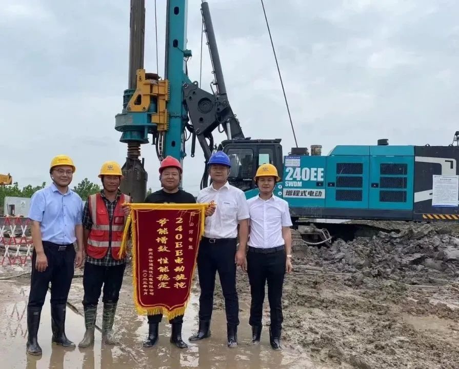“零故障”“低能耗”！yp街机智能增程式电动旋挖钻机惊艳首秀