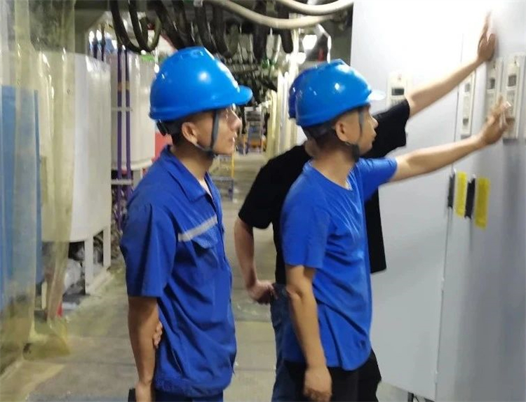 首战华东市场。。≈刑鷜p街机杭德市域铁路工程地莫区间左线盾构机顺遂始发