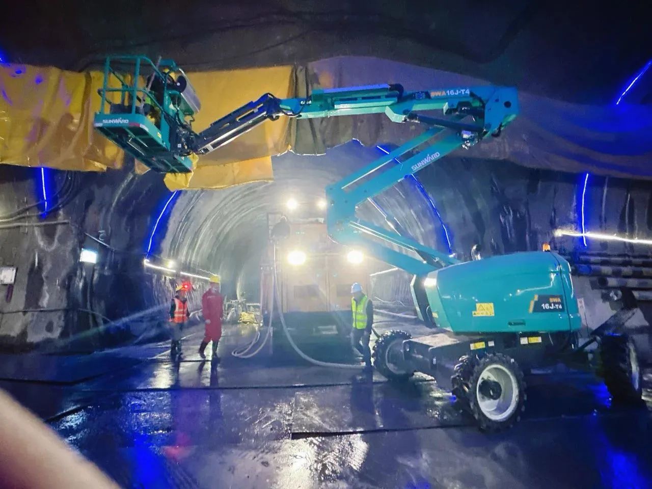 不惧高海拔挑战！yp街机智能高空机械实力助建川藏铁路