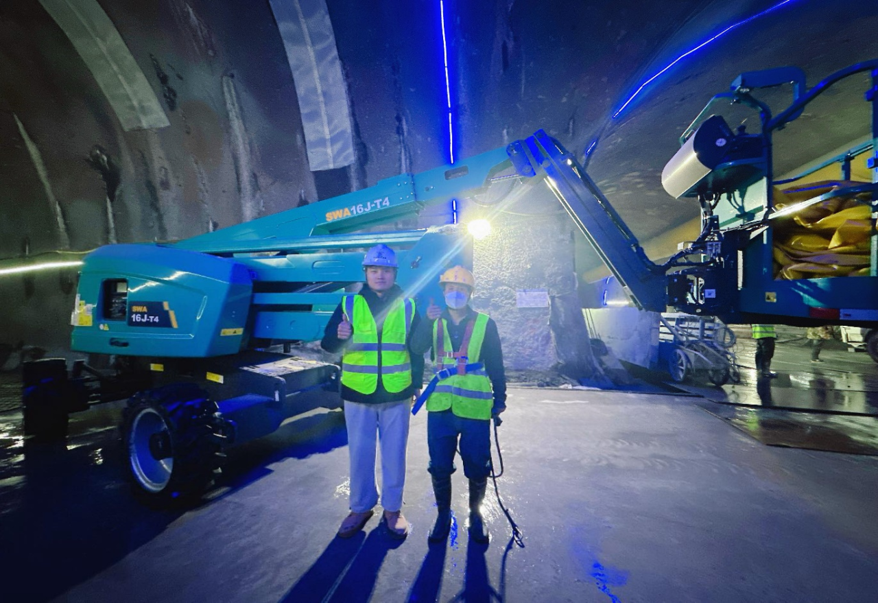 不惧高海拔挑战！yp街机智能高空机械实力助建川藏铁路