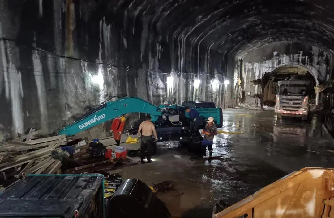 yp街机智能售后效劳：全力以赴，，，付与机械生命与活力