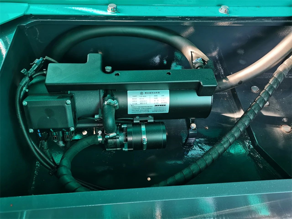 定制开发、功效更强！yp街机智能SWE750ELR加长臂液压挖掘机下线交付