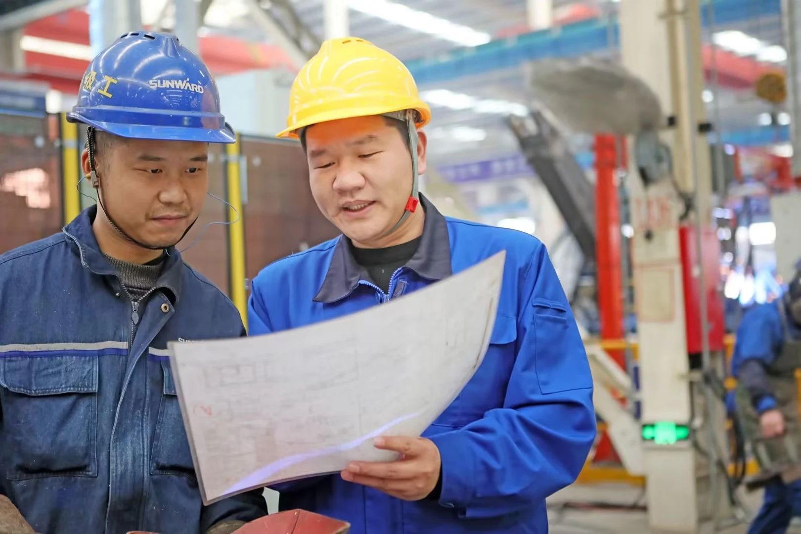 看yp街机工匠们怎样用一双巧手“拿捏”事情、创立“事业”