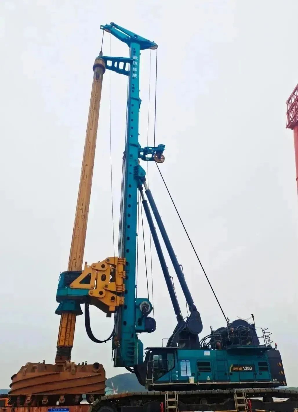周全告捷！yp街机智能超等旋挖钻机圆满完成甬舟铁路西堠门公铁两用大桥桩基施工使命