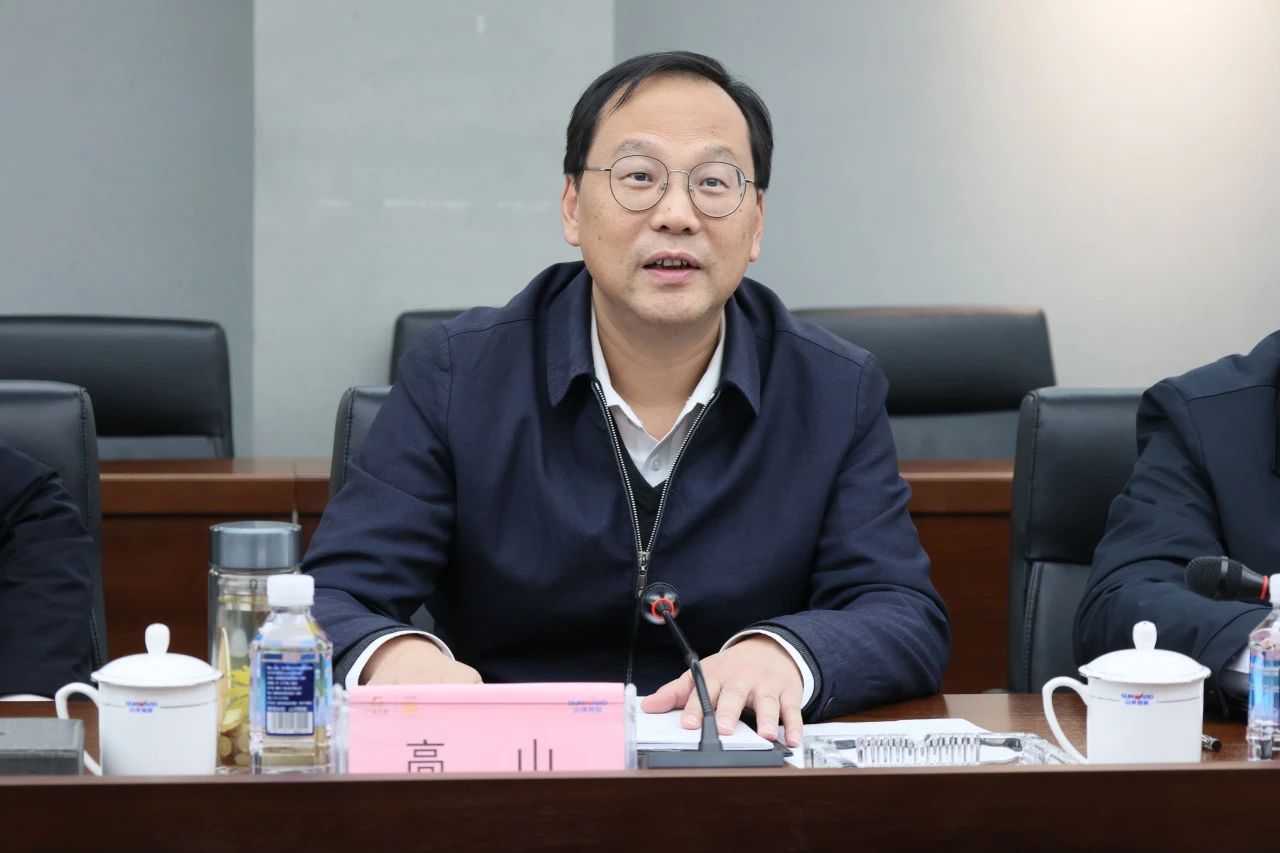 深化产学研相助！南华大学党委书记高山率团到访yp街机智能