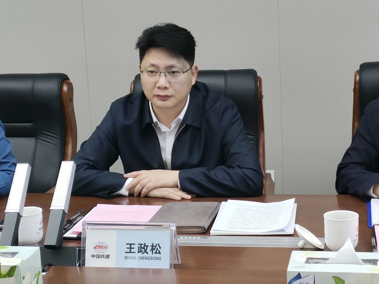 顺应新形势，，，，追求新相助！yp街机智能到访中铁二十三局