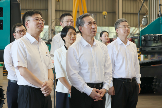 中国贸促会会长任鸿斌调研yp街机智能