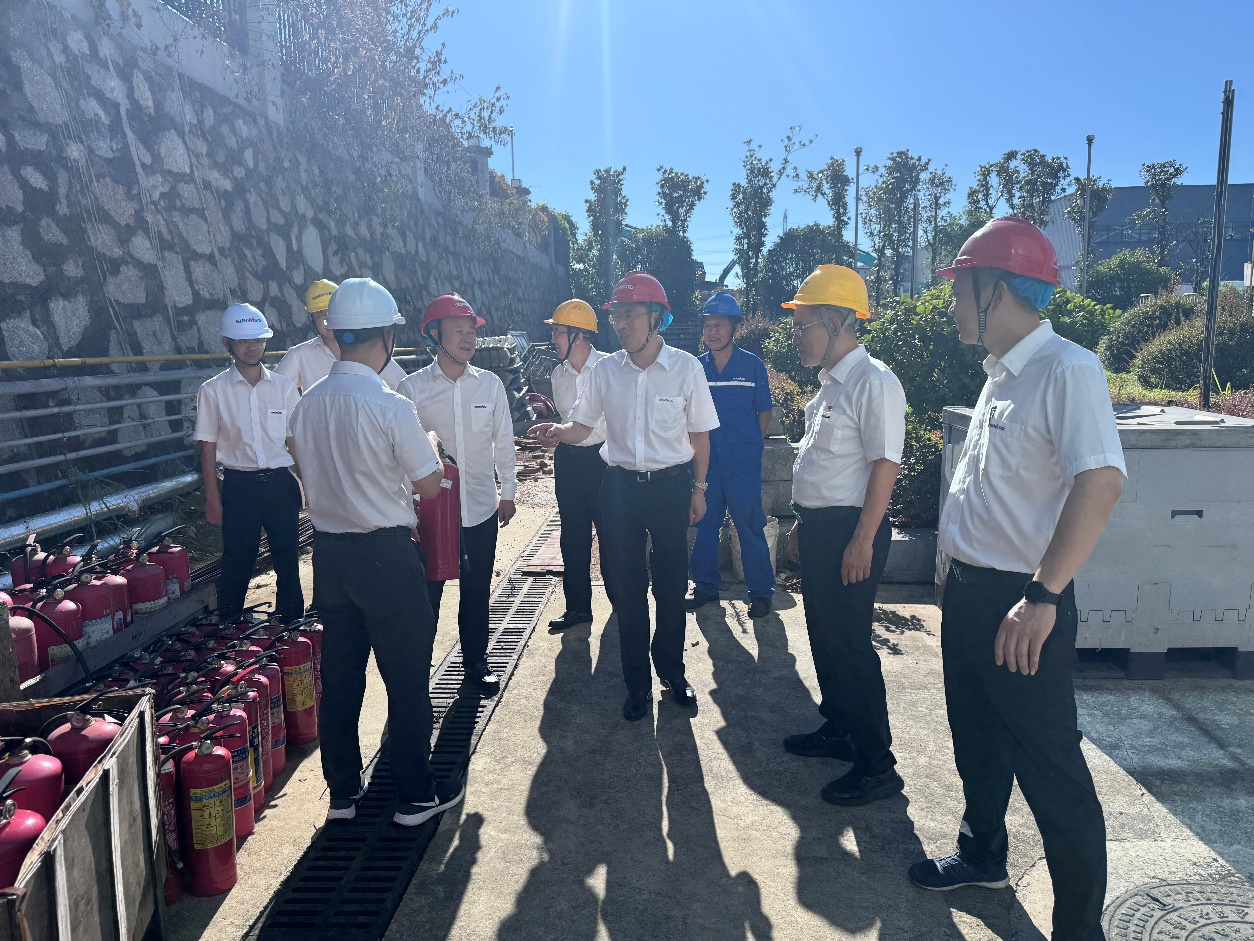 战高温，，，，，保清静--yp街机智能开展高温防暑专项清静检查