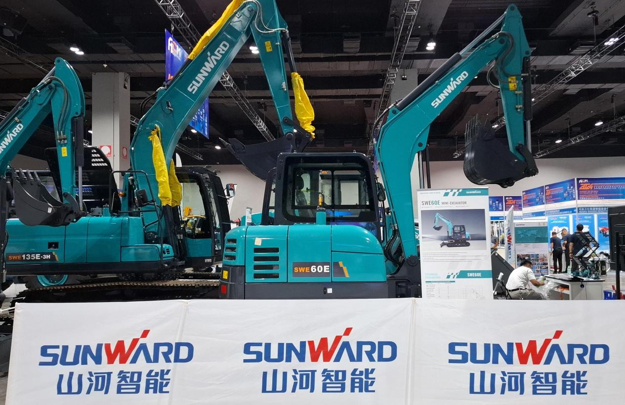 扬帆起航 | yp街机智能闪灼长沙工程机械展东南亚分展