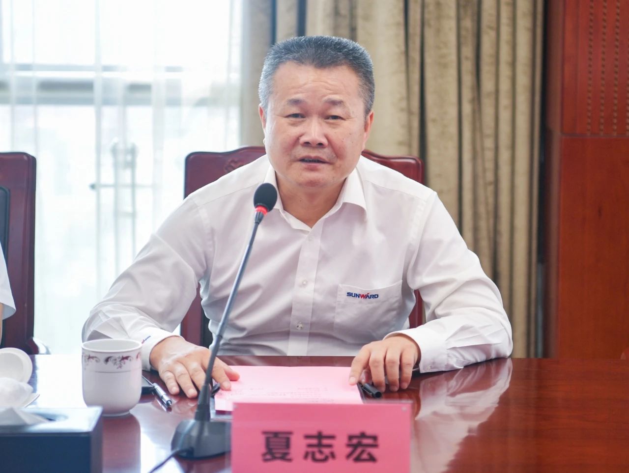 强化战略相助，，，，，，，实现互利共赢！yp街机智能到访中铁五局集团并签署战略相助协议