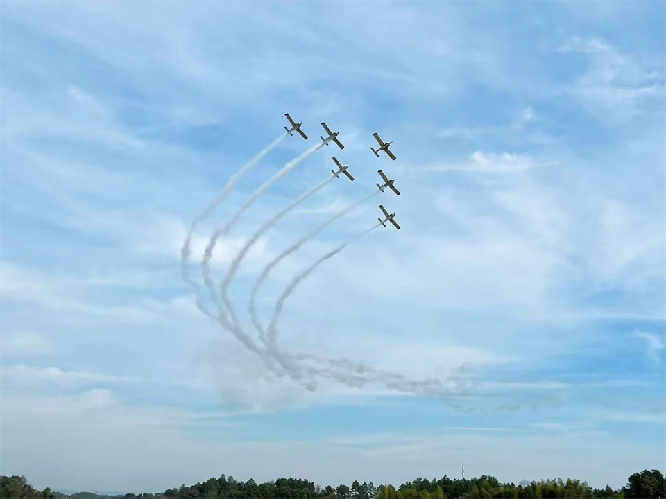 十年织得yp街机秀，，，，，践行初心创未来！yp街机航行演出队建设10周年庆典活动盛大举行