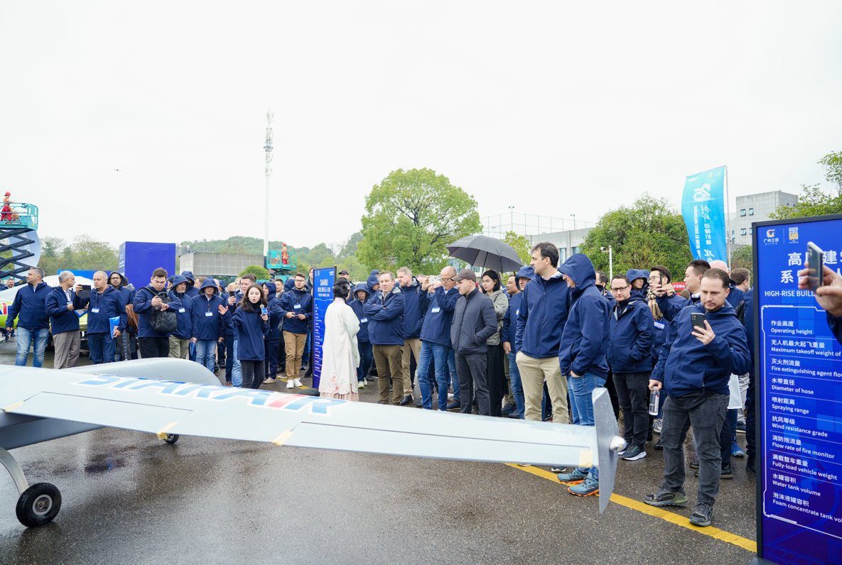 立异引领价值，，，，，，理想成绩未来！yp街机智能25周年庆典暨全球客户节盛大举行